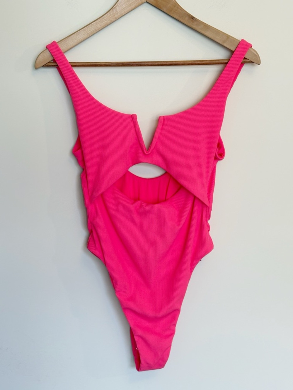 NWT Summerful Waikiki Pink One Piece High Thigh Cutout Swimsuit size large